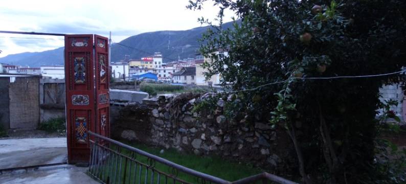 巴塘家缘青旅图片