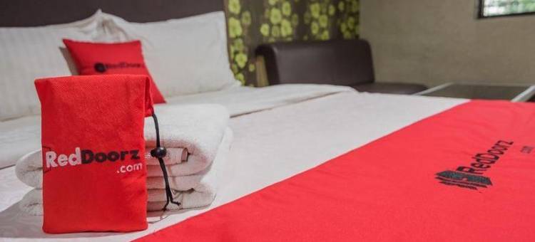RedDoorz Plus Near Lippo Cikarang Mall 2图片