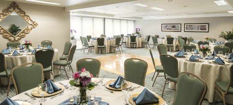 希尔顿坎贝尔达伯翠 - 普鲁内雅德广场酒店(DoubleTree by Hilton Campbell - Pruneyard Plaza)图片