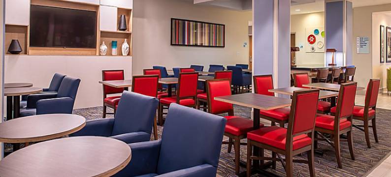 智选假日套房酒店芒特普莱森特(Holiday Inn Express & Suites MOUNT PLEASANT by IHG)图片