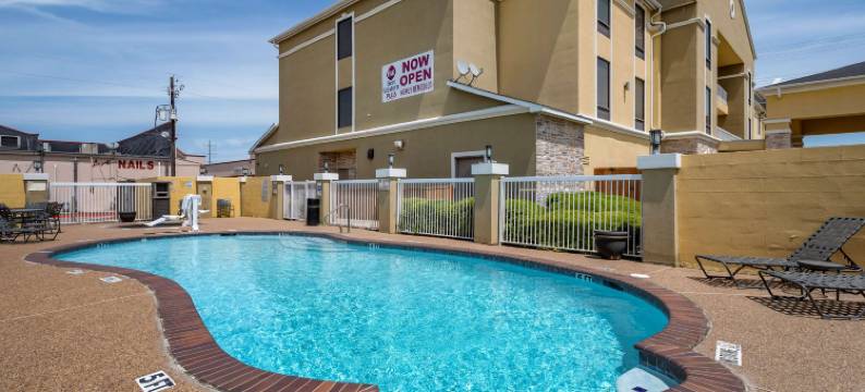 麦金尼贝斯特韦斯特优质套房酒店(Best Western Plus McKinney Inn  Suites)图片