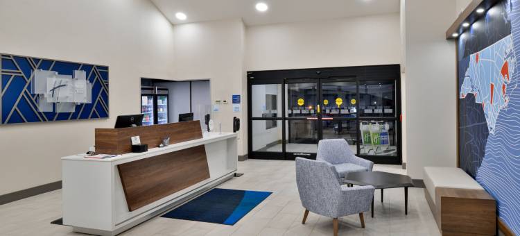 Holiday Inn Express 温斯顿塞勒姆市中心西(Holiday Inn Express WINSTON-SALEM MEDICAL CTR AREA by IHG)图片