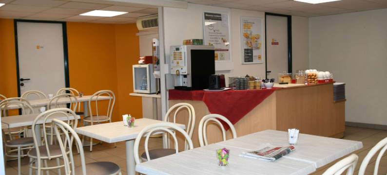 讷韦尔-瓦蓝奈斯-瓦塞勒斯普瑞米尔经典酒店(Premiere Classe Nevers - Varennes Vauzelles)图片