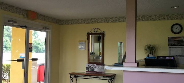 拉蒙特-蒙蒂塞洛戴斯酒店(Days Inn by Wyndham Lamont/Monticello)图片