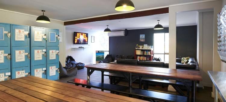 艾尔利基地海滩度假村 - 青年旅馆(Base Backpackers Airlie Beach)图片