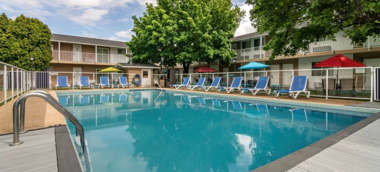 潘提顿贝斯特韦斯特酒店(Best Western Inn at Penticton)图片