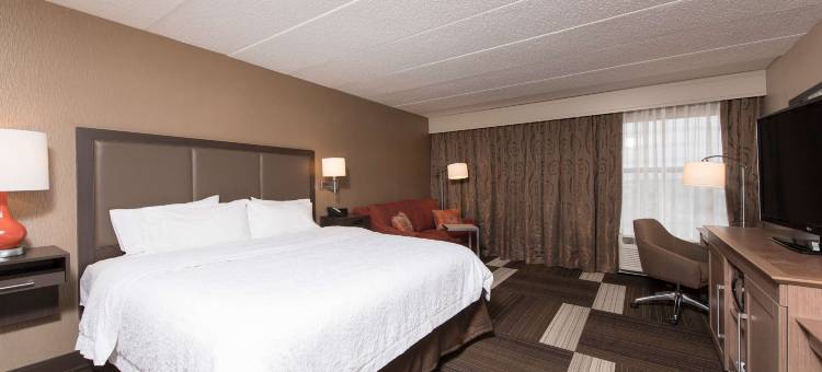 哥伦布/泰勒斯维尔希尔顿欢朋酒店(Hampton Inn Columbus/Taylorsville/Edinburgh)图片