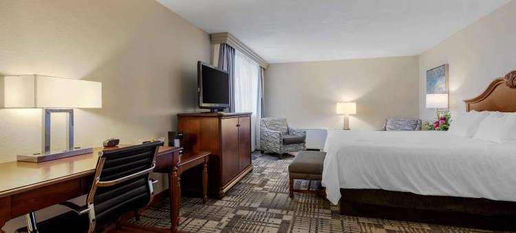 迪比克贝斯特韦斯特优质酒店暨会议中心(Best Western Plus Dubuque Hotel  Conference Center)图片