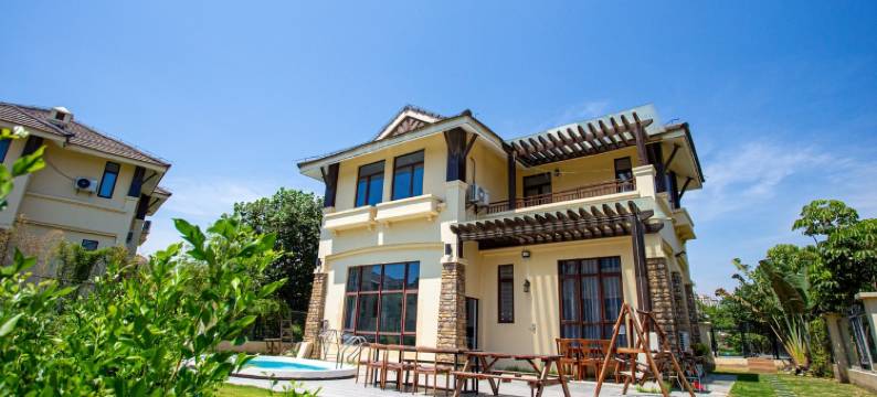 东山岛旗滨领海国际一抹悠蓝民宿(环岛路分店)图片