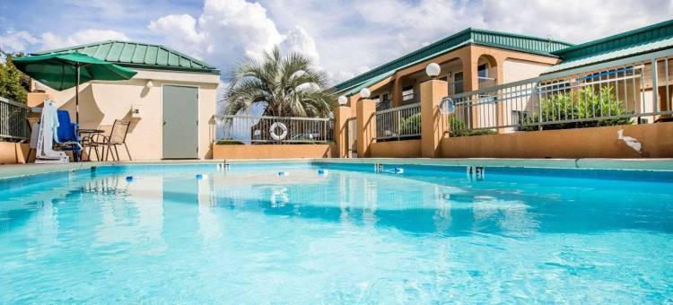 都柏林品质套房酒店(Quality Inn & Suites Dublin)图片