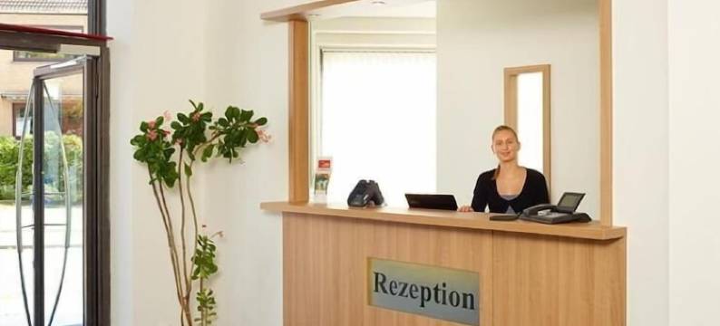 费尔登阿拉帕克霍亚托勒斯酒店(Thöles am Allerpark Verden)图片