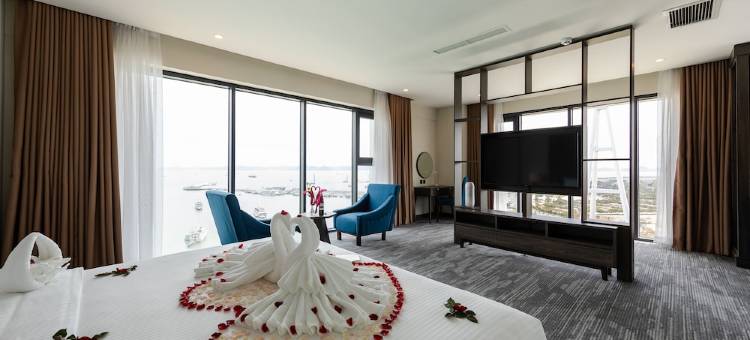 拜塞蒙森大酒店(Muong Thanh Grand Bai Chay Hotel)图片