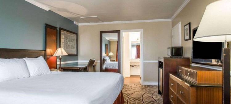 克拉丽奥酒店 - 近中国湖海军基地(Clarion Inn Near China Lake Naval Station)图片