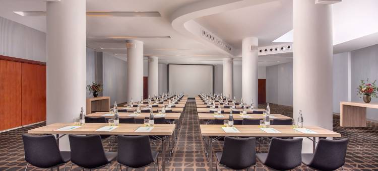 巴塞罗那艾美酒店(Le Méridien Barcelona)图片