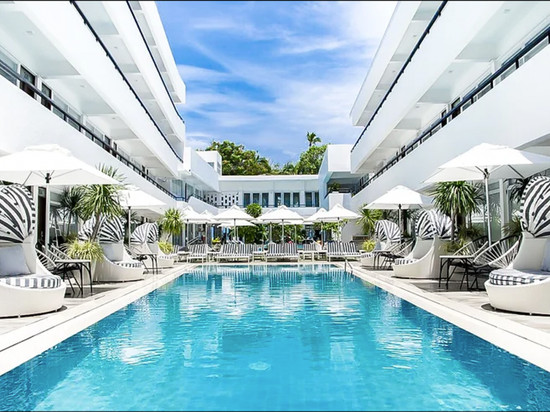 长滩岛考斯特度假村