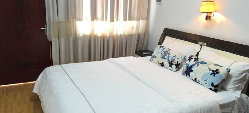 凤凰艺缘居公寓图片