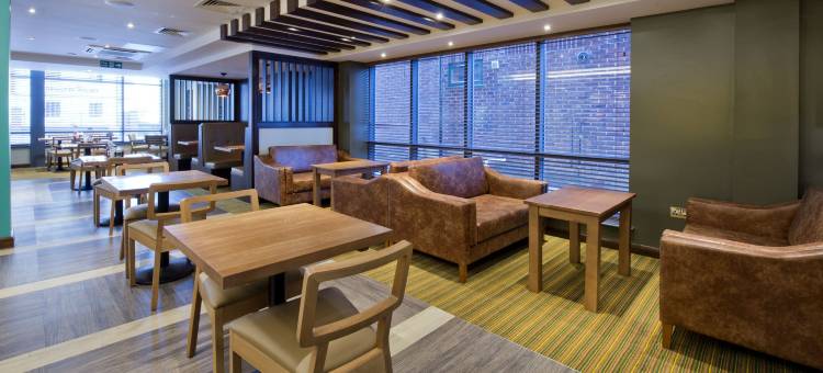 莱奇沃思花园城普瑞米尔酒店(Premier Inn Letchworth Garden City)图片