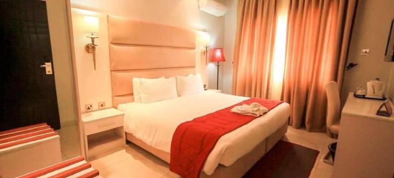 欢乐酒店(Glee Hotel)图片