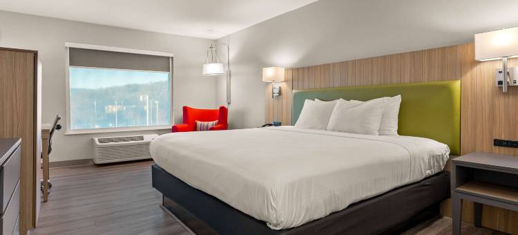 乡村酒店及套房酒店，由卡尔森，阿什维尔巴尔的摩广场(Country Inn & Suites by Radisson, Asheville at Asheville Outlet Mall, NC)图片