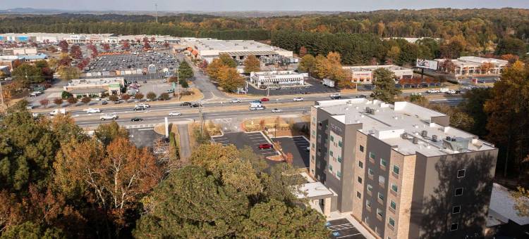 丽笙乡村旅馆及套房，卡明，靠近北方医院福赛斯(Country Inn & Suites by Radisson, Cumming, GA)图片
