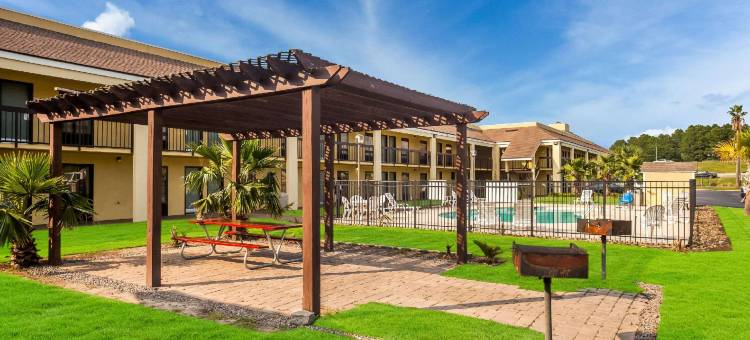 体育馆品质酒店(Quality Inn Coliseum)图片