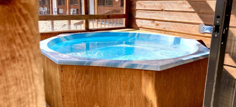 大号角郊外小屋汽车旅馆(Big Horn Lodge)图片