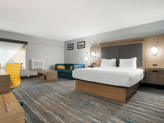 莫比尔贝斯特韦斯特优质酒店及套房