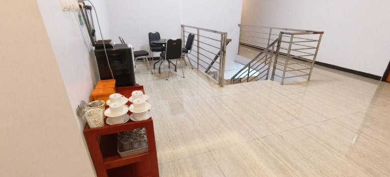 O酒店哈马劳伊斯兰旅馆靠近布罗莫岛步行桥(Hotel O Wisma Hamalau SyariahNearPulau Bromo Pedestrian Bridge)图片