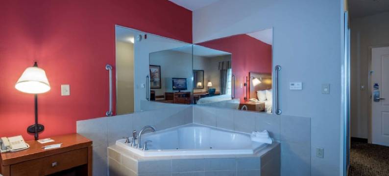 希尔顿欢朋酒店-恩特普赖斯(Hampton Inn Enterprise)图片