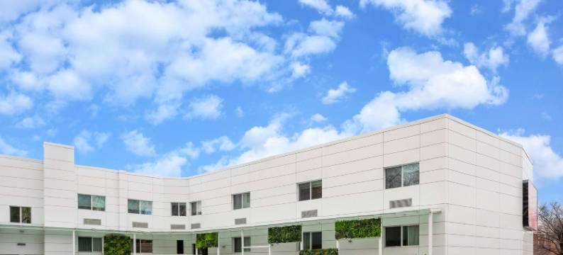 布朗克斯华美达酒店(Ramada by Wyndham Bronx)图片