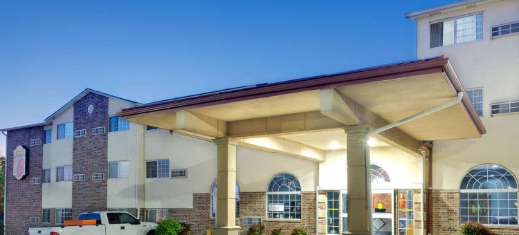 堪萨斯城温德姆速8酒店(Super 8 by Wyndham Kansas City)图片