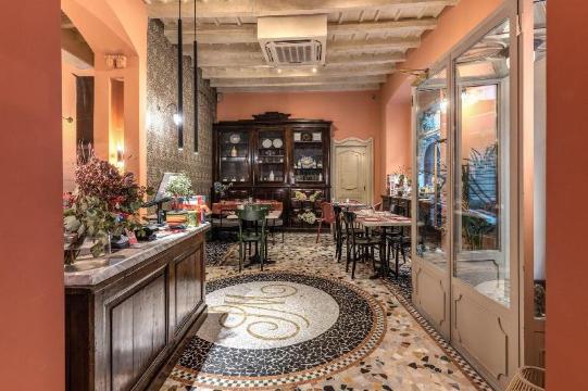 Hotel Santa Marta Suites Hotel Overview