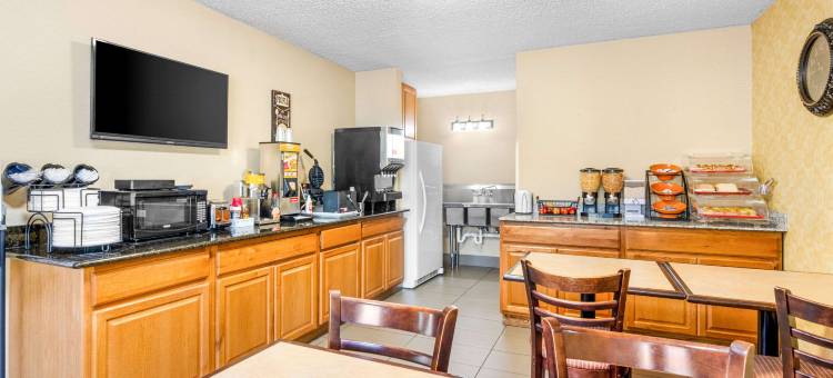 伊克诺旅馆(Brentwood Inn & Suites - Lynchburg)图片