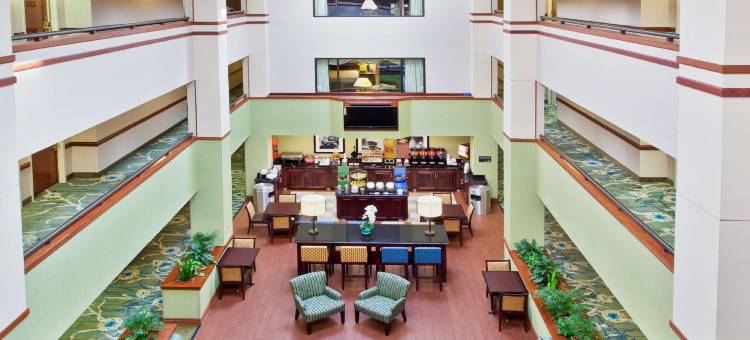 瓦尔多斯塔/莱克帕克区希尔顿欢朋酒店(Hampton Inn Valdosta/Lake Park Area)图片