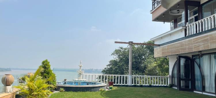 Narmade河畔度假村(TreeHouse Narmade A Riverfront Resort & Spa Narmadapuram)图片