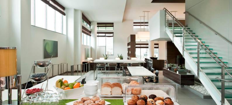 奥马哈城隧道源宿酒店(Element Omaha Midtown Crossing)图片