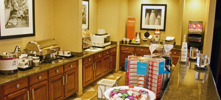 希尔顿欢朋套房酒店-切萨皮克巴特菲尔德大道(Hampton Inn & Suites Chesapeake-Battlefield Blvd.)图片