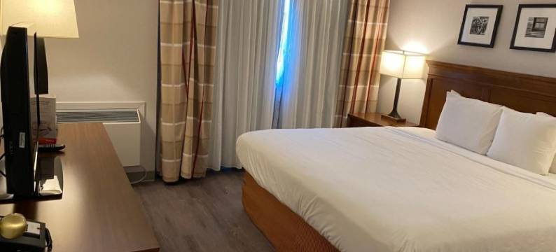 里贾纳温德姆Travelodge套房/Eastgate Bay酒店(Travelodge Suites by Wyndham Regina / Eastgate Bay)图片