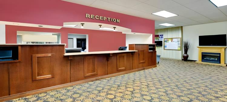 沃辛顿诺伍德套房酒店(Norwood Inn & Suites Worthington)图片