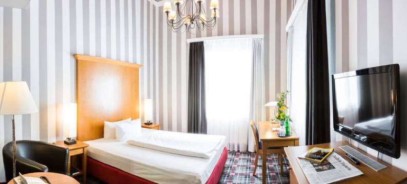 葛籣瑙酒店(Grünau Hotel)图片