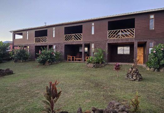 Apartamentos Tupuna Lodge Hotel Overview