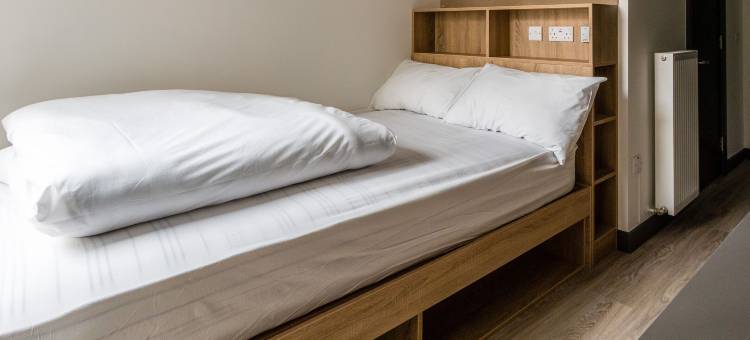 天命学生 - 阿迪点(Destiny Student - Ardee Point)图片