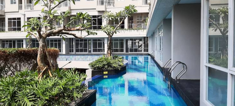 宾塔罗图标公寓舒适而温馨的工作室房间(Comfortable and Cozy Studio Room at Bintaro Icon Apartment)图片