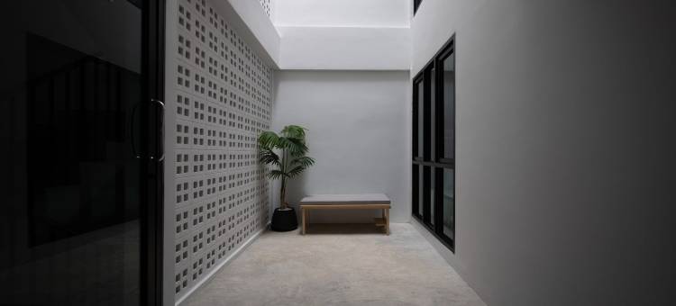 查蒙床和咖啡厅酒店(Chamemon Bed Phuket Town)图片