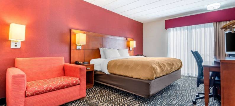 伏尔克纳-詹姆斯顿凯艺酒店(Quality Inn Falconer - Jamestown)图片