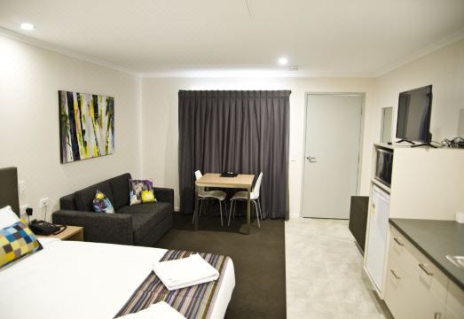 Roma Central MotelHotel Overview