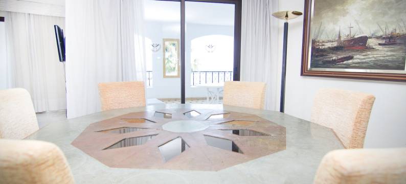 公园广场套房公寓酒店(Park Plaza Suites Apartamentos)图片