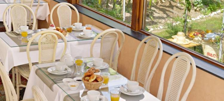 普隆塔吉内斯涛特尔酒店(Hôtel le Plantagenet)图片