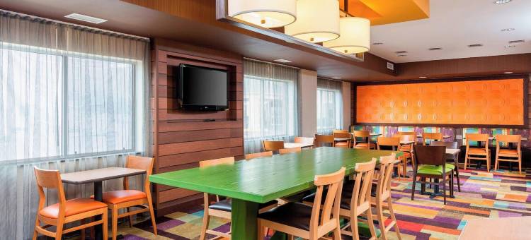 林肯万枫酒店(Fairfield Inn & Suites Lincoln)图片