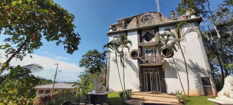 埃尔卡斯蒂略蒙特坎帕纳(El Castillo Monte Campana)图片